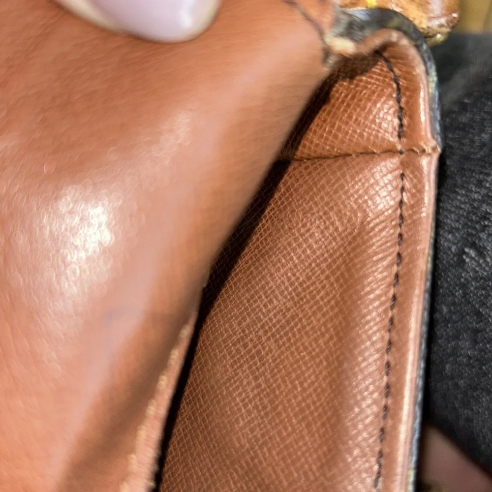 Louis Vuitton vintage chantilly cross body